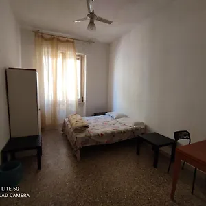  Auberge de jeunesse Ostello Livorno