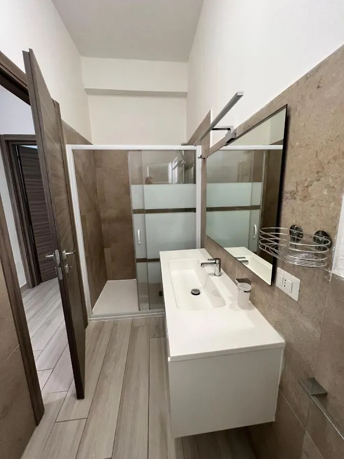 I Lecci Villa Livorno Italië